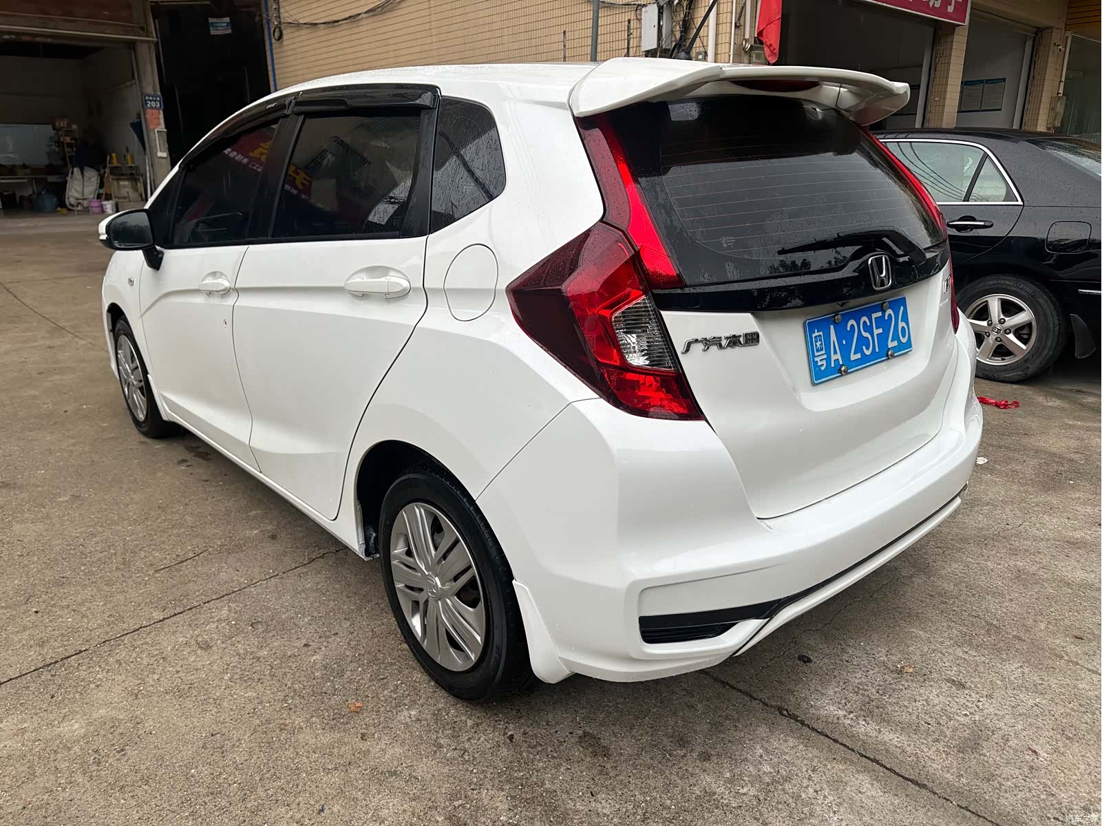 Honda Fit, 2018 все фото