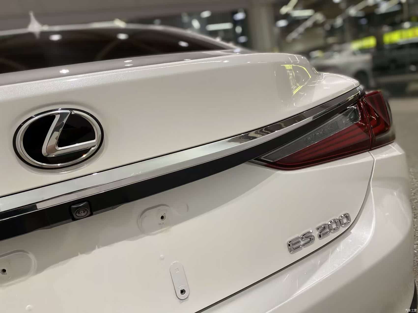 Lexus ES, 2020 18