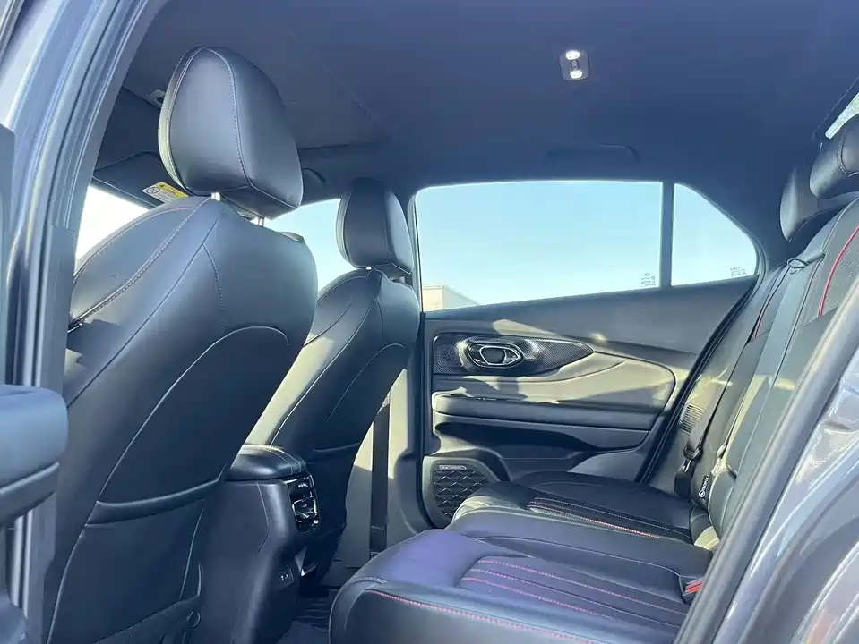 Trumpchi Shadow Leopard