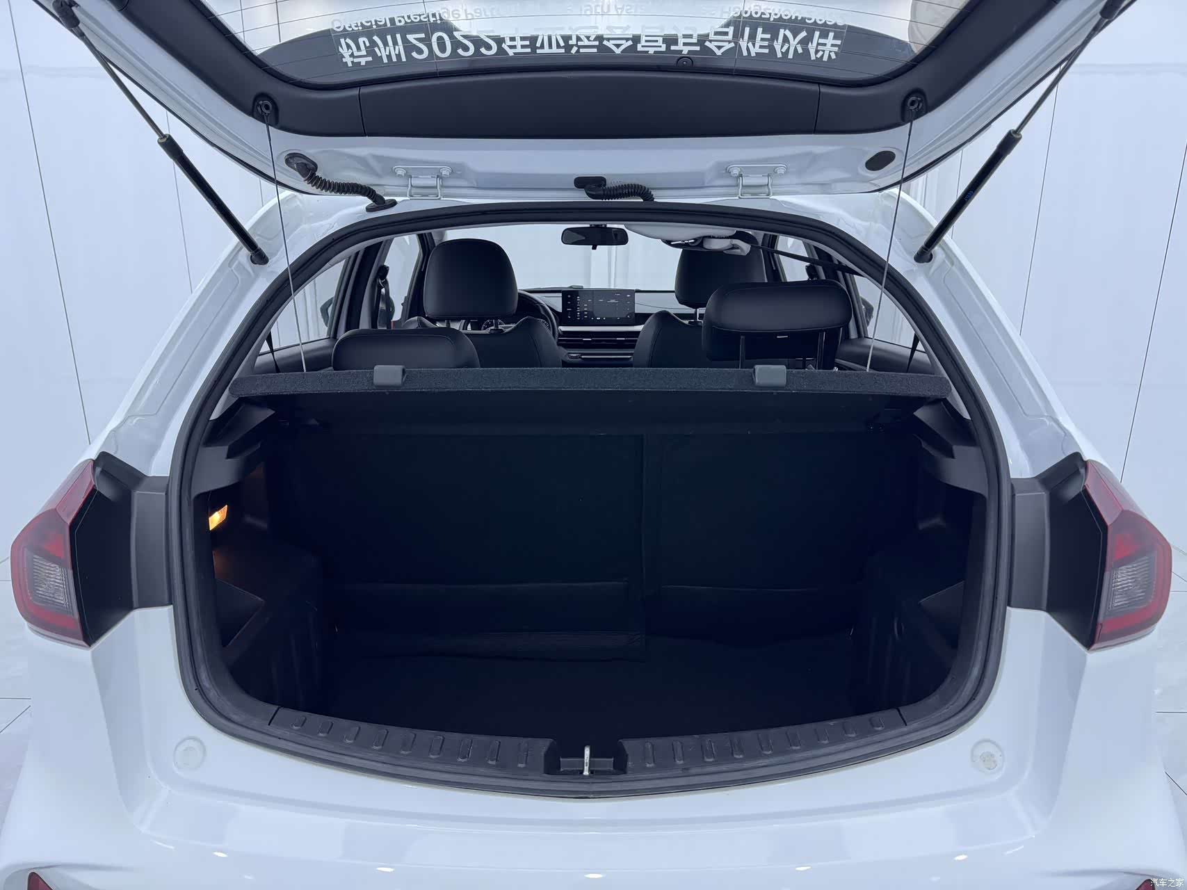 Geely X3, 2022 14