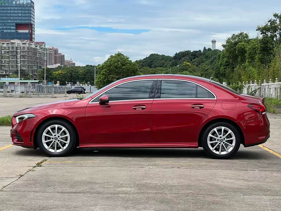 Mercedes-Benz A-Class 2019, фото 14