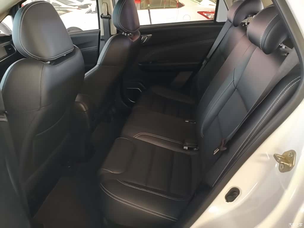 Geely X3, 2018 17