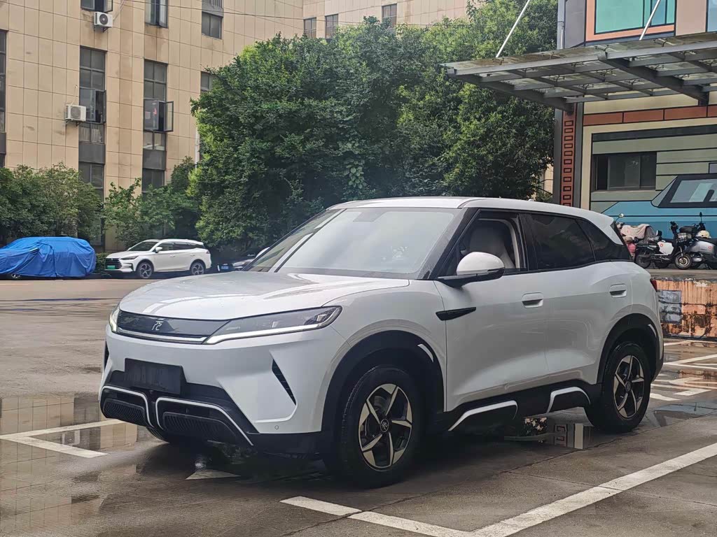 BYD Yuan UP