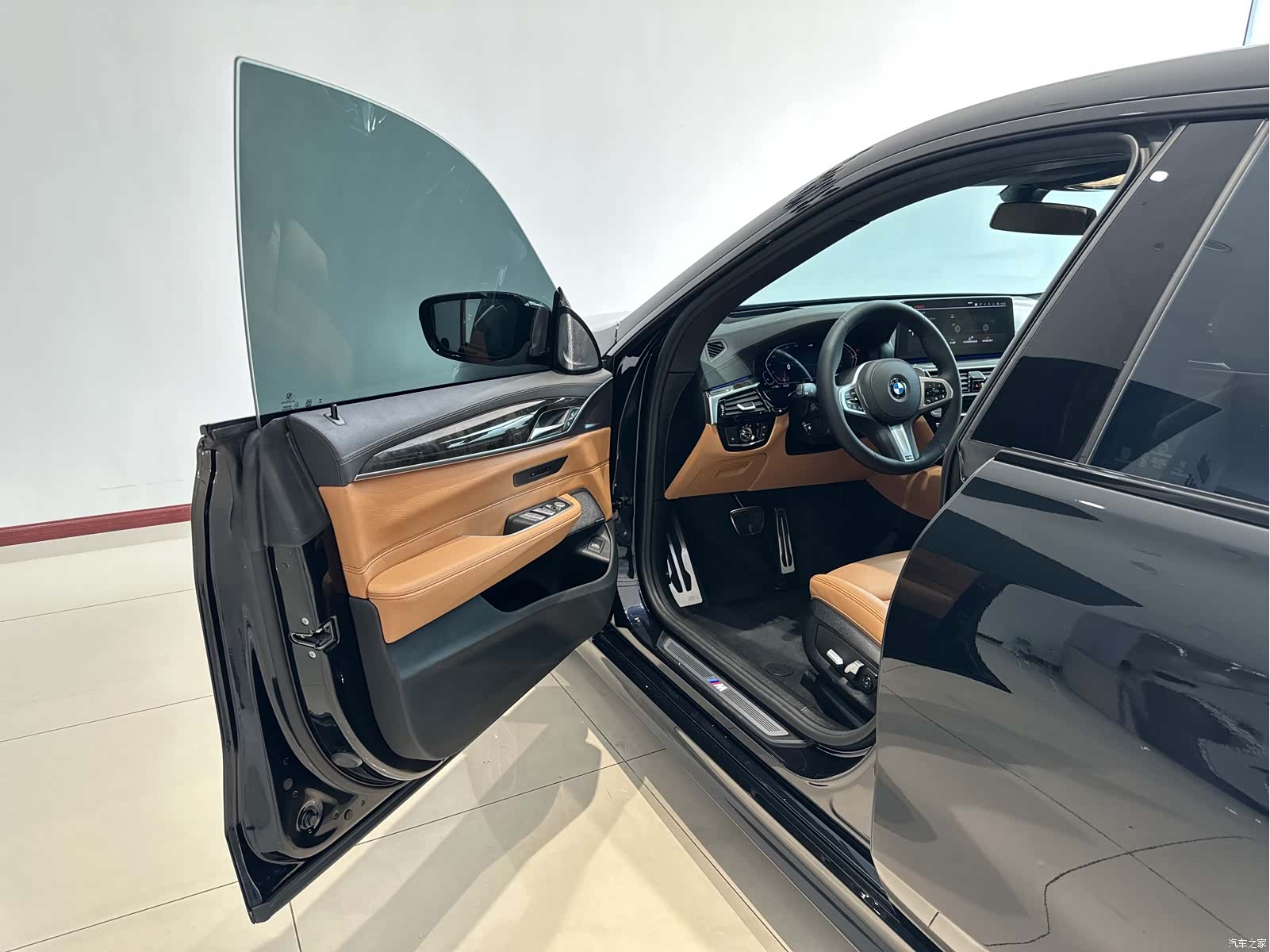 BMW 6 Series GT, 2024 13