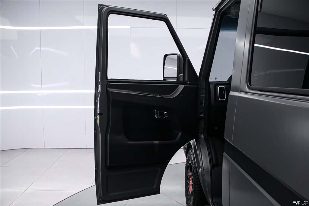 Iveco A35M, 2025 10