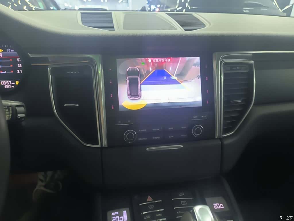Porsche Macan, 2018 13
