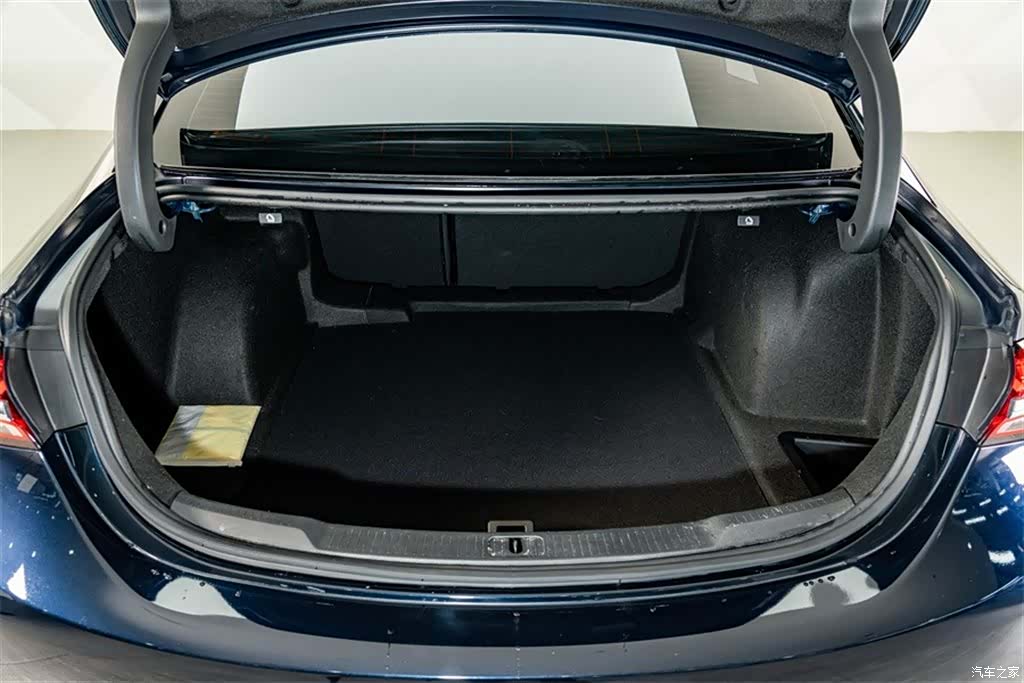 Buick LaCrosse, 2021 23