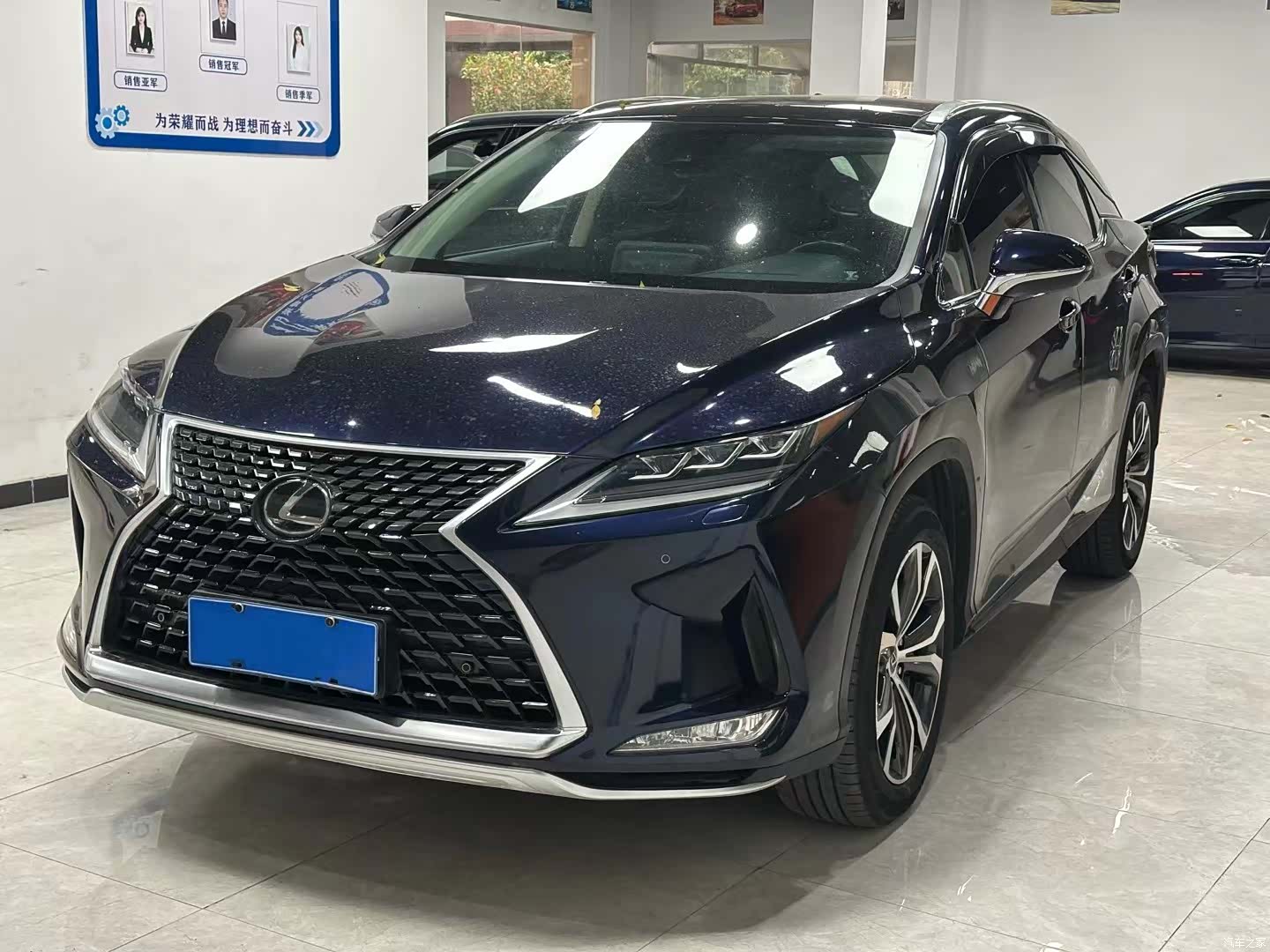 Lexus RX, 2020 1