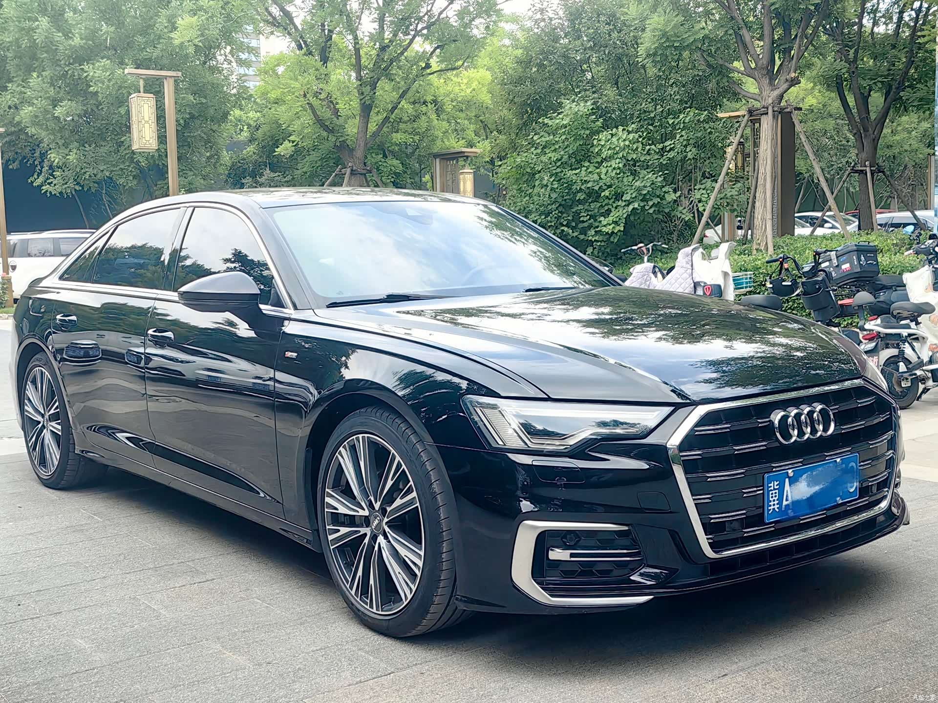 Audi A6L, 2020 3