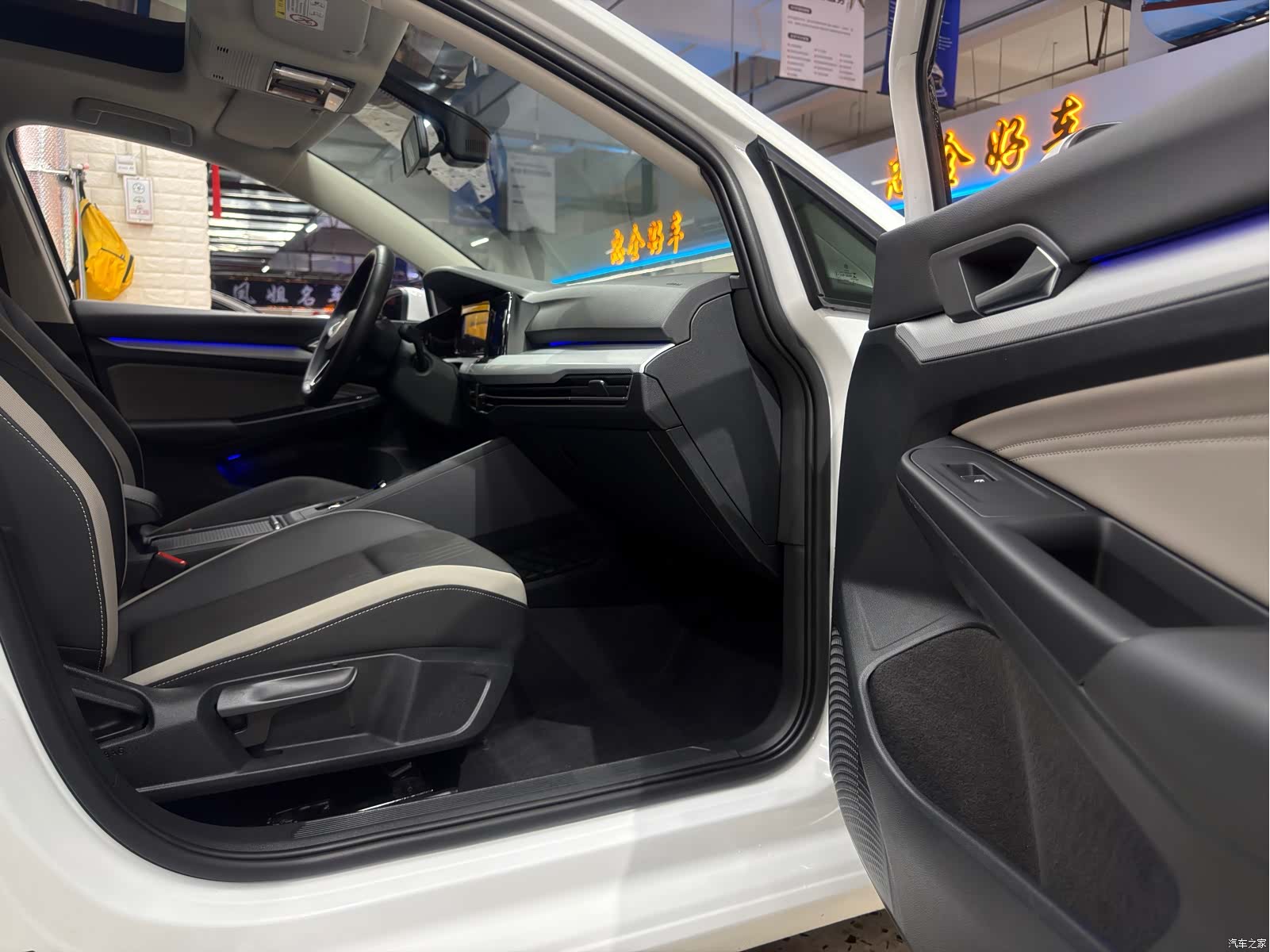 Volkswagen Golf, 2022 29
