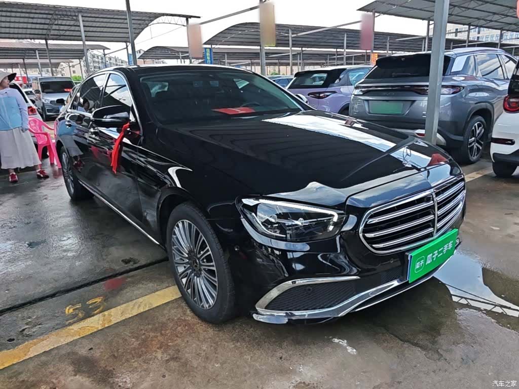 Mercedes-Benz E-Class, 2023 4