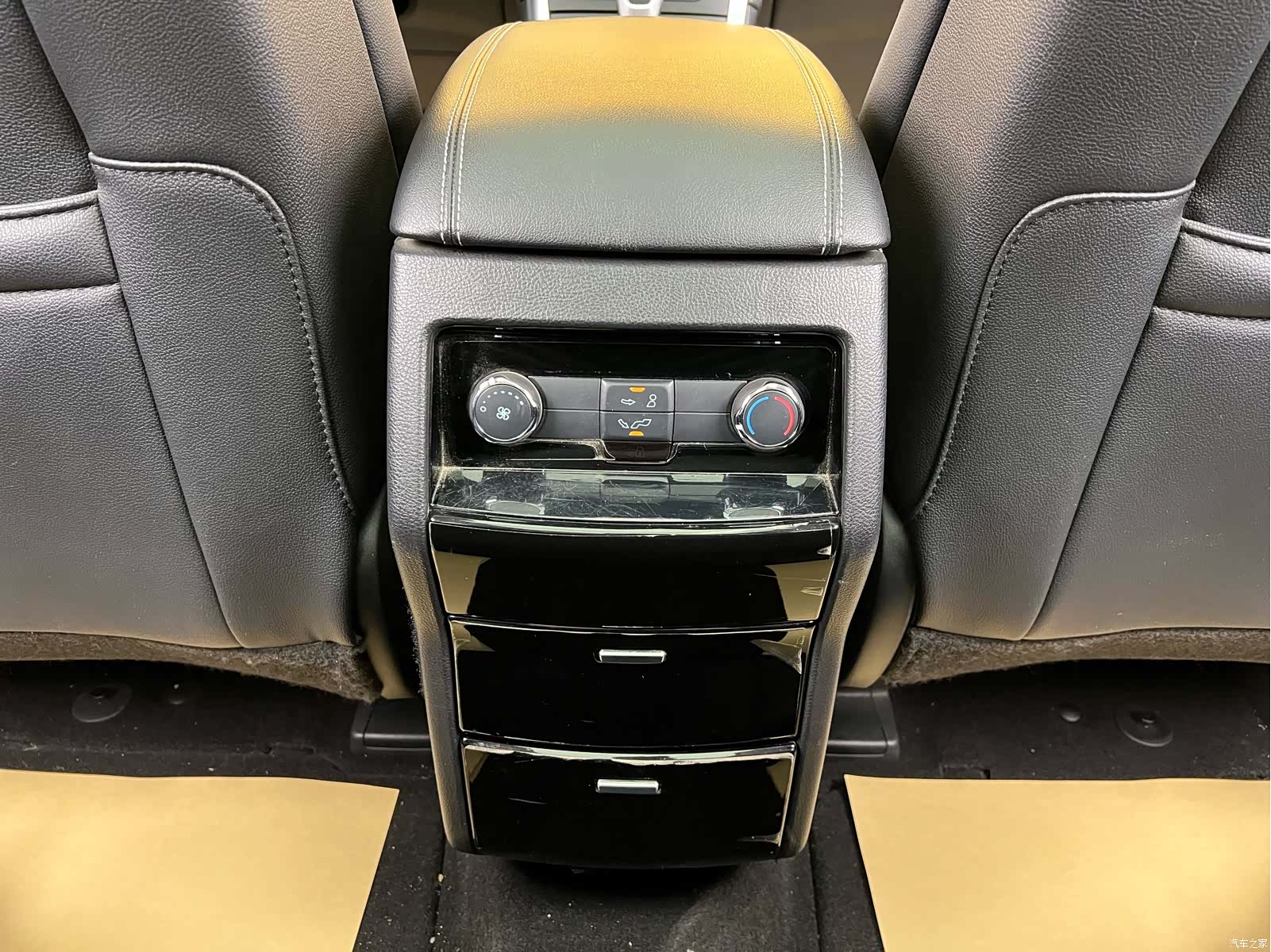 Ford Edge, 2020 24