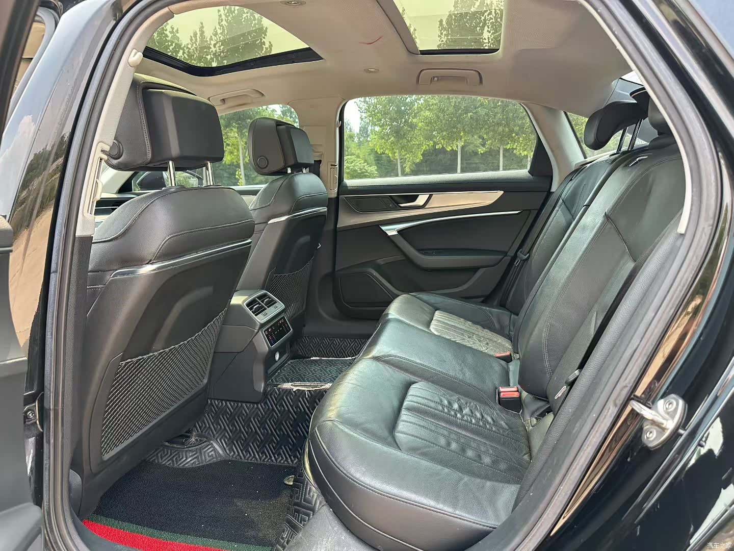 Audi A6L, 2019 8
