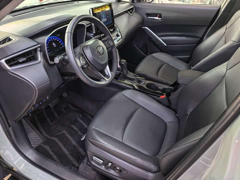 Toyota Corolla Sharp amplifier