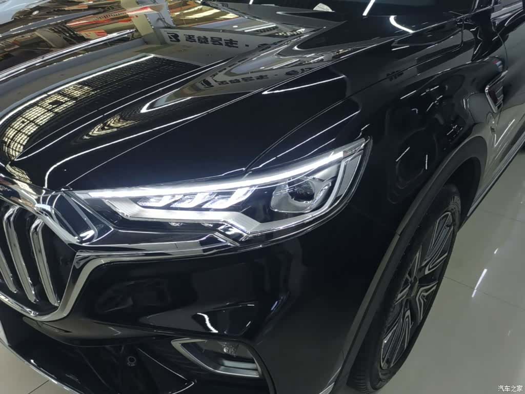 Hongqi HS5, 2023 24