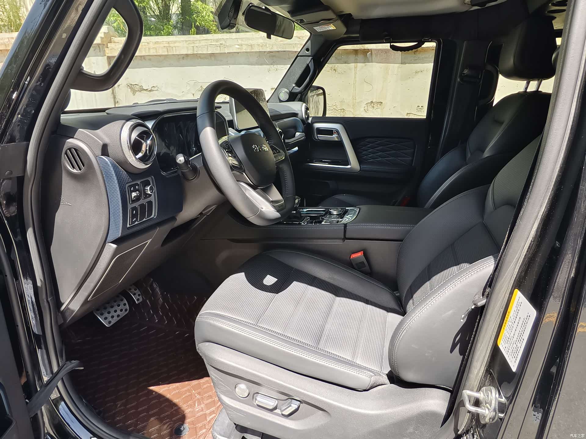 BAIC BJ40, 2025 10