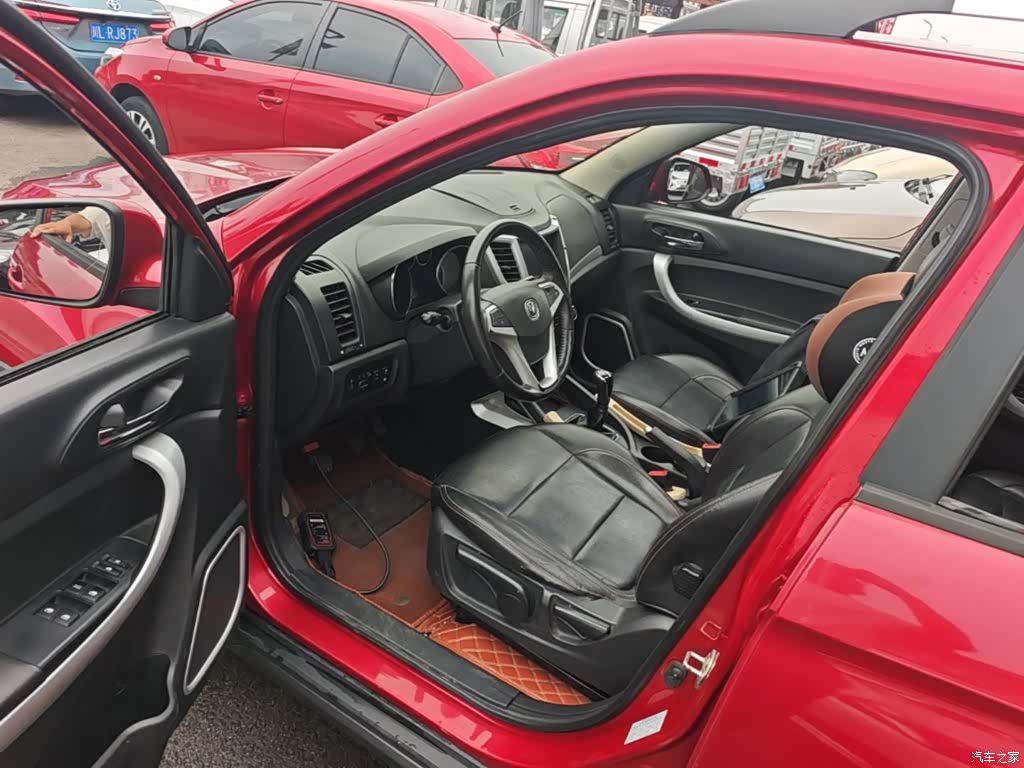 Changan CS35, 2015 16