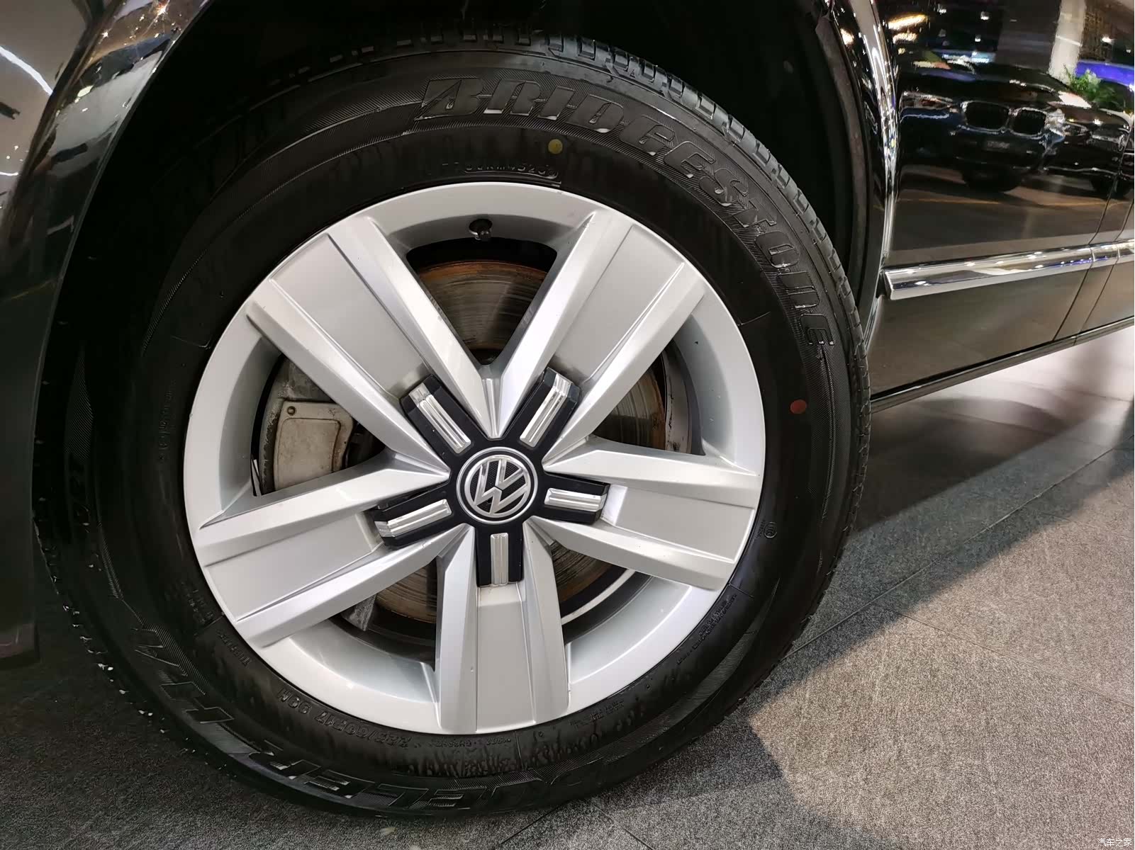 Volkswagen 7, 2017 16