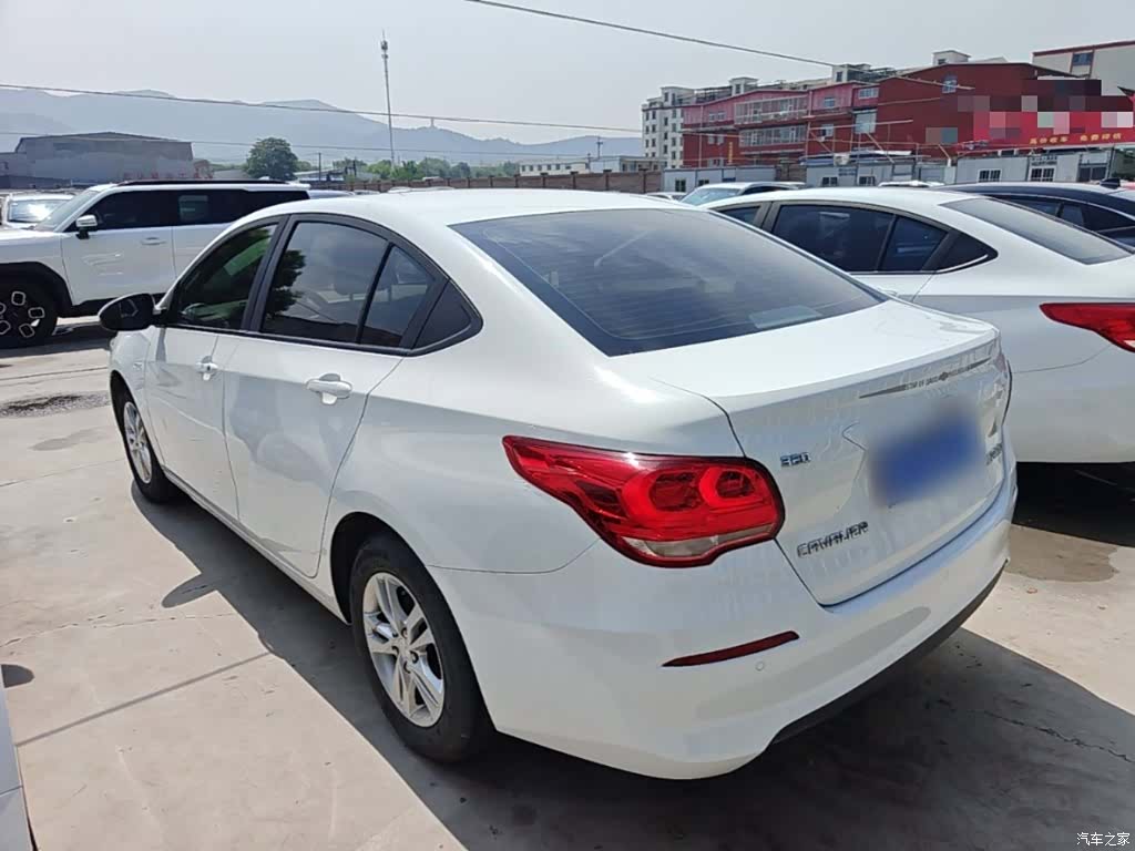 Chevrolet 320, 2018 все фото
