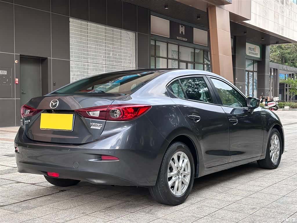 Mazda Mazda3, 2014 9