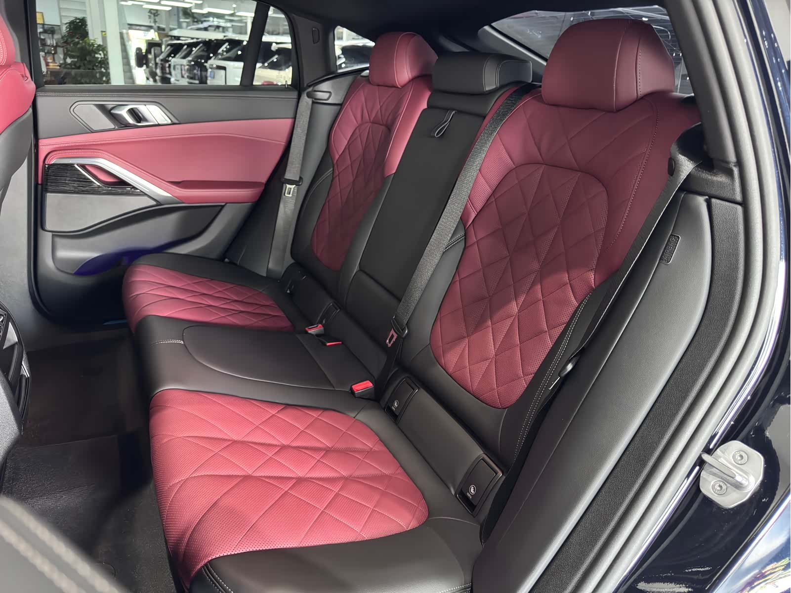 BMW X6, 2025 36
