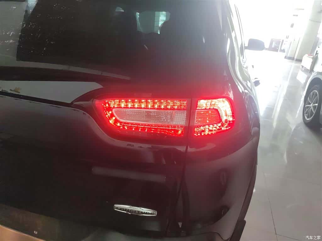 Jeep Cherokee, 2017 24