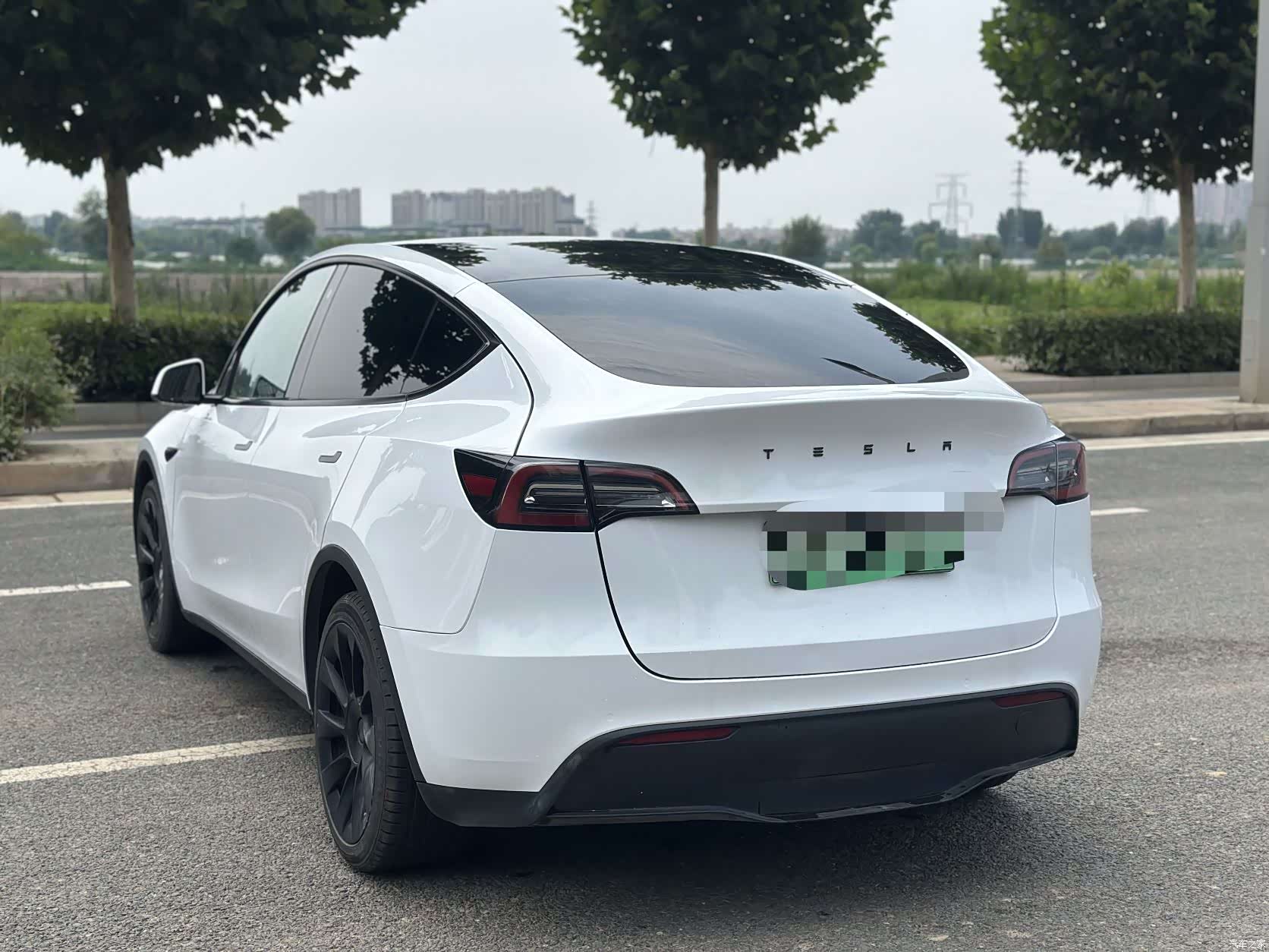 Tesla Model Y, 2021 6