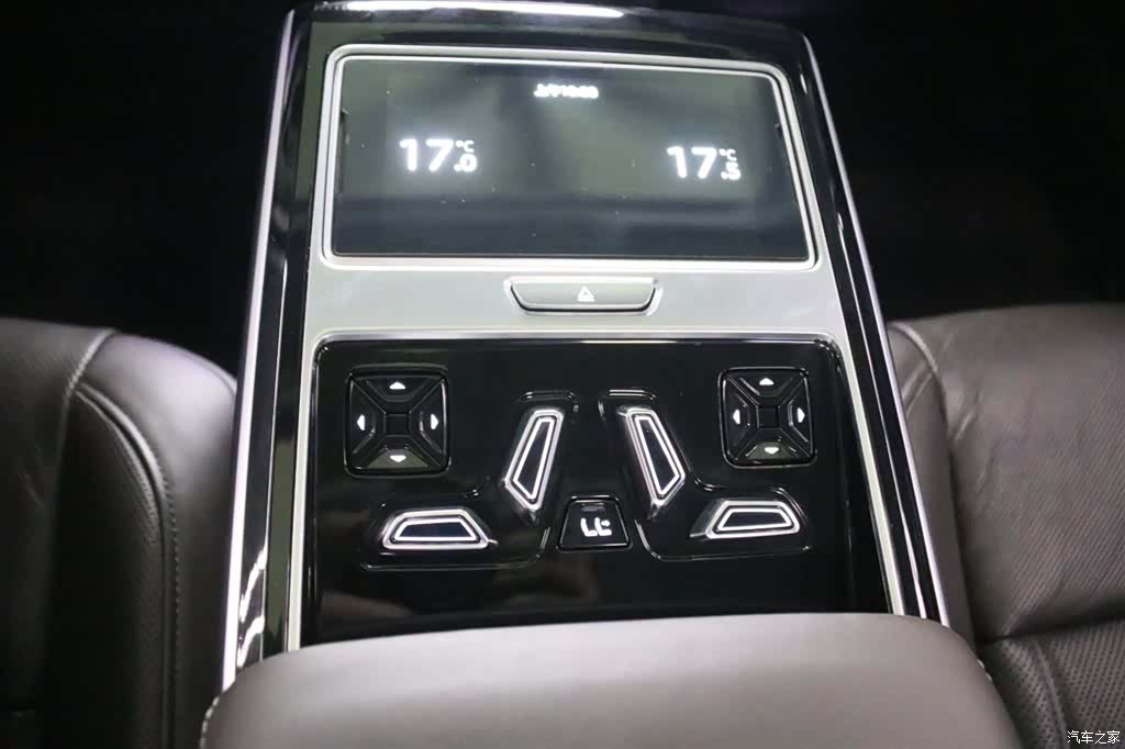 Audi A8L, 2020 24