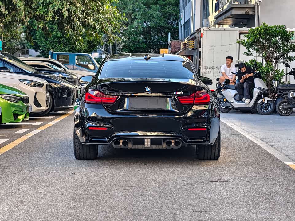 BMW M4