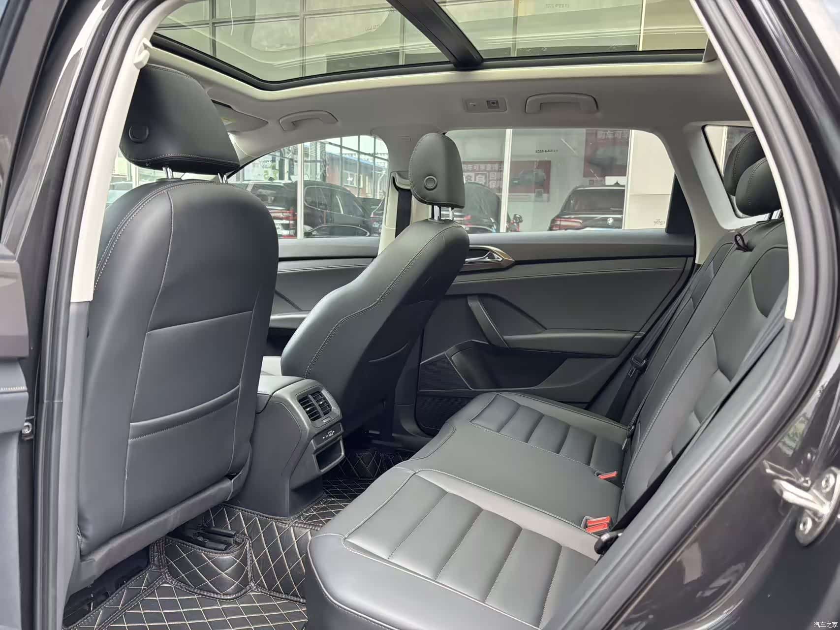 Volkswagen Tharu, 2022 8