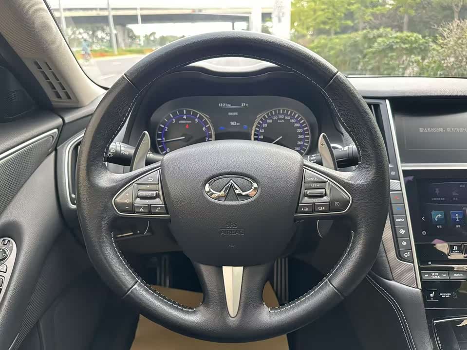 Infiniti Q50L