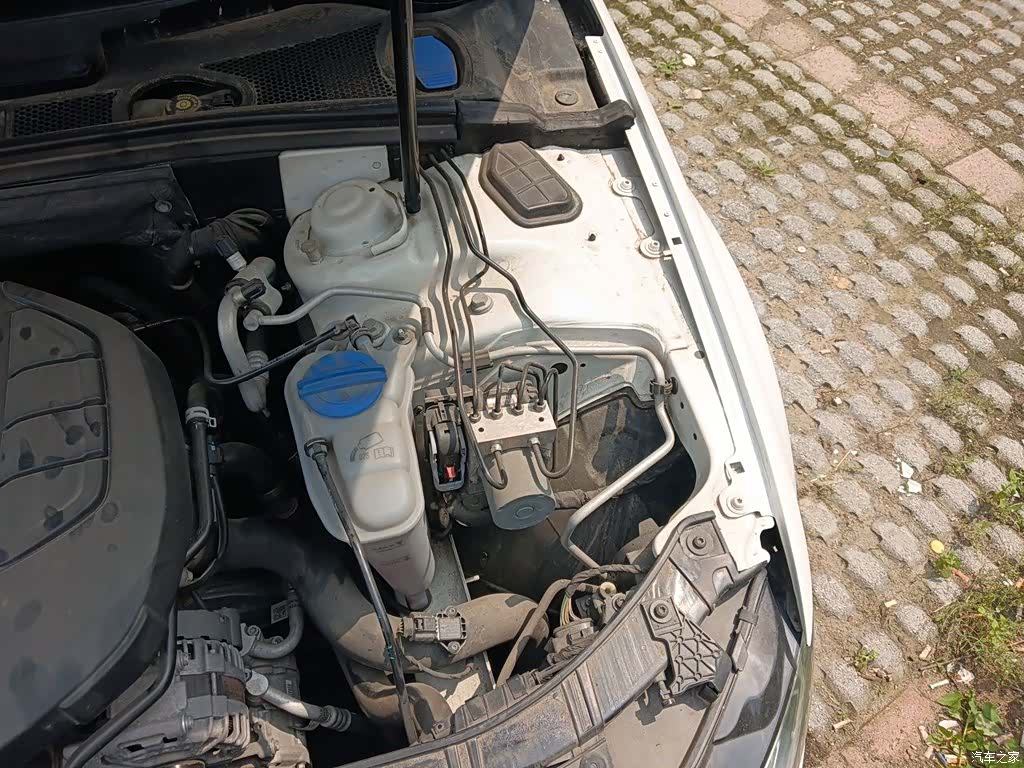 Audi A4L, 2014 22