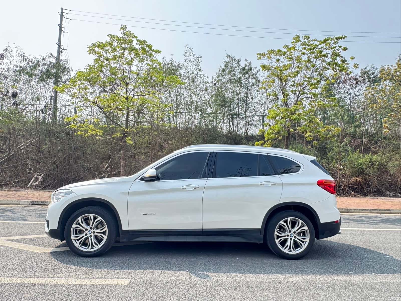 BMW X1, 2018 все фото