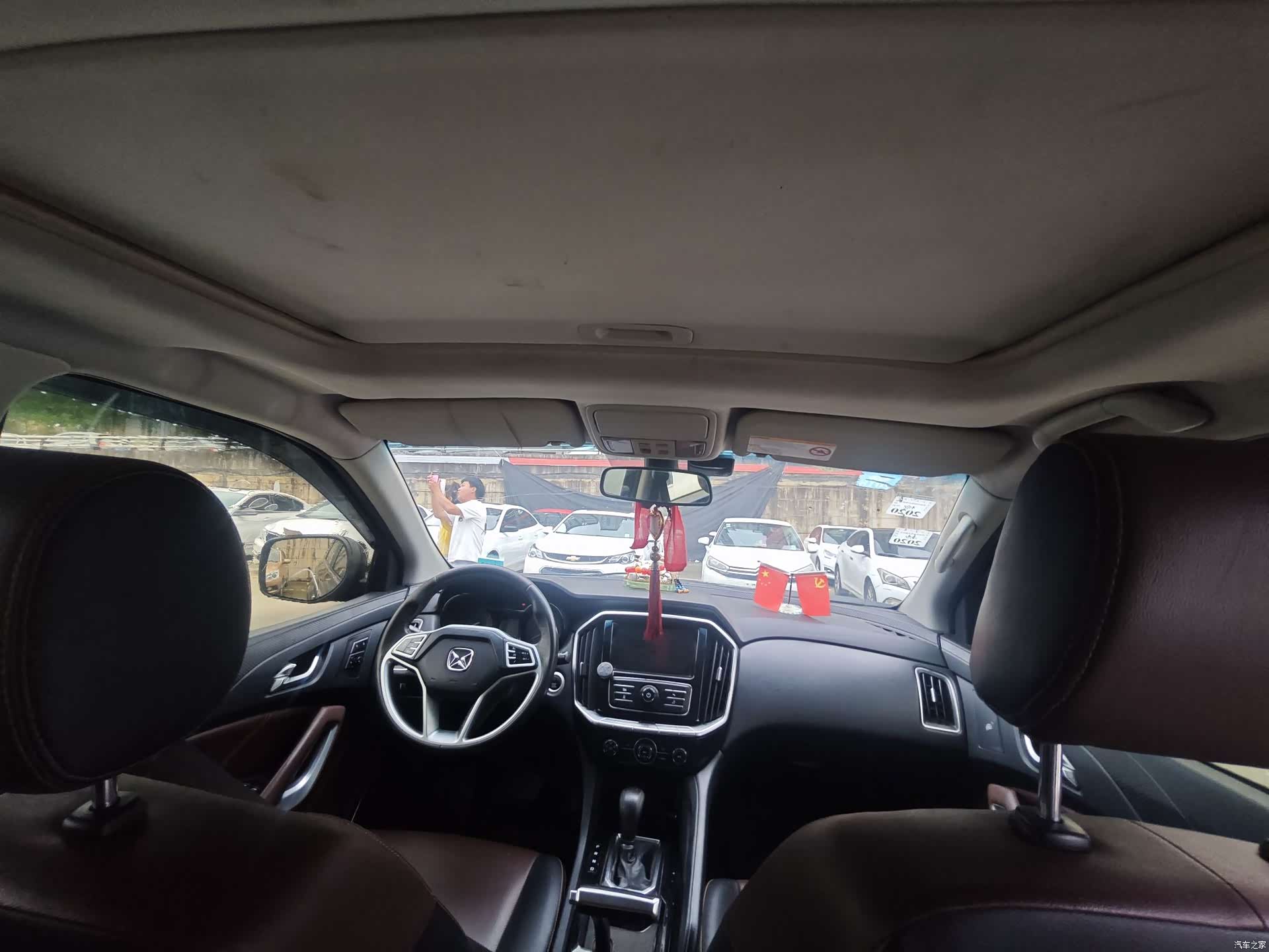 JMC S350, 2016 8
