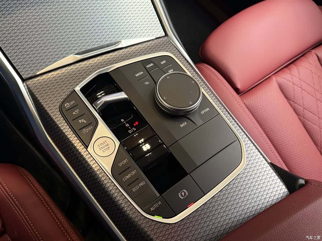 BMW 3 Series, 2024 13