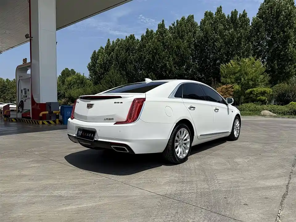 Cadillac XTS