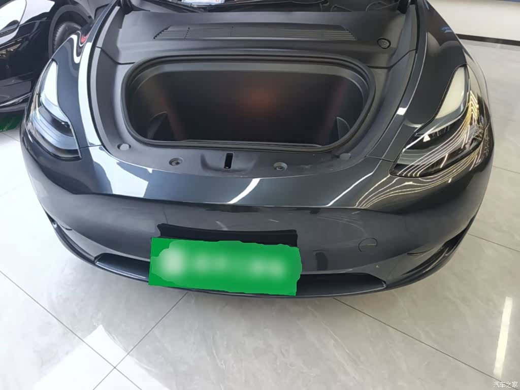 Tesla Model Y, 2024 20