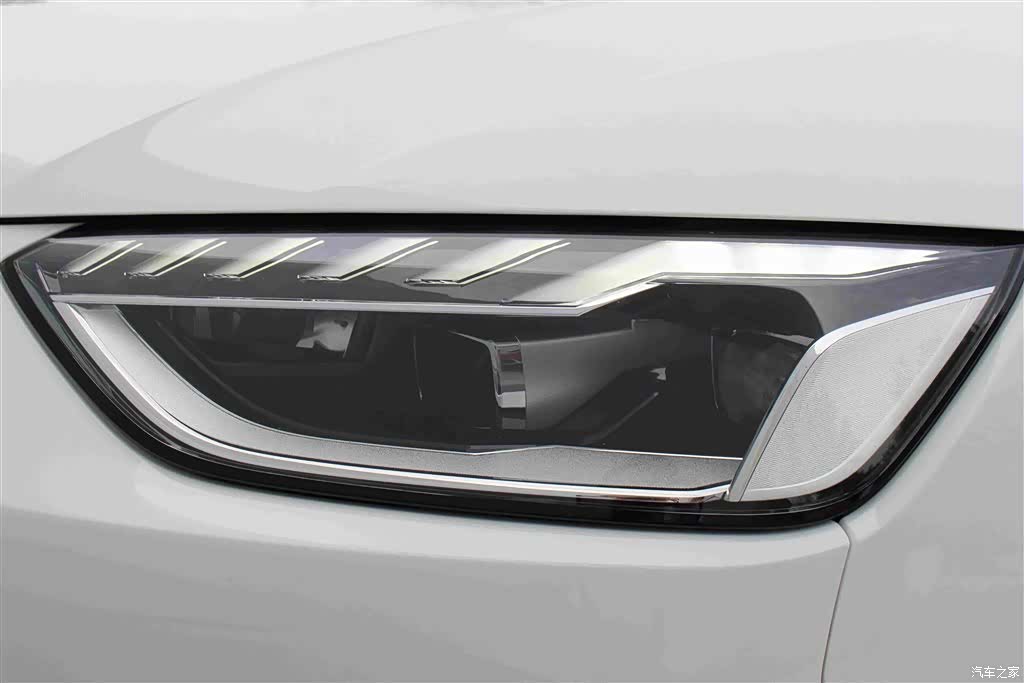 Audi A4L, 2022 14