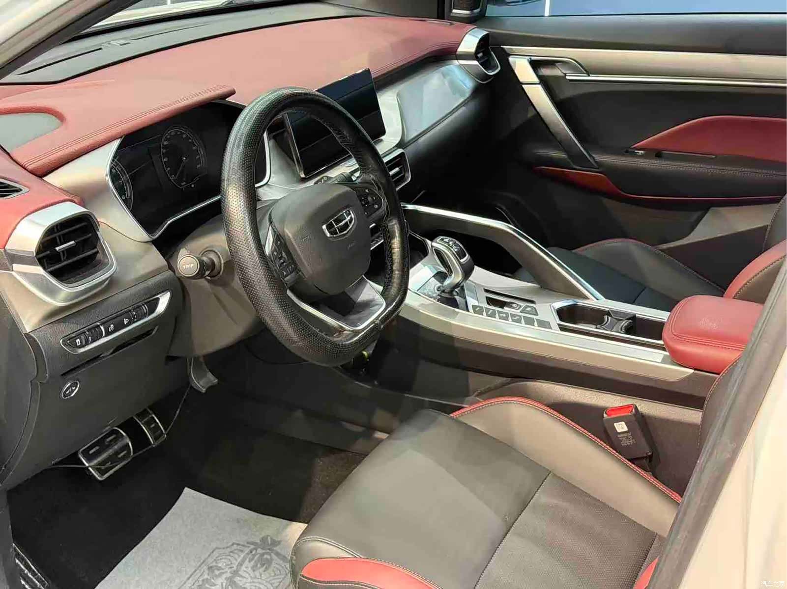 Geely Coolray, 2020 7