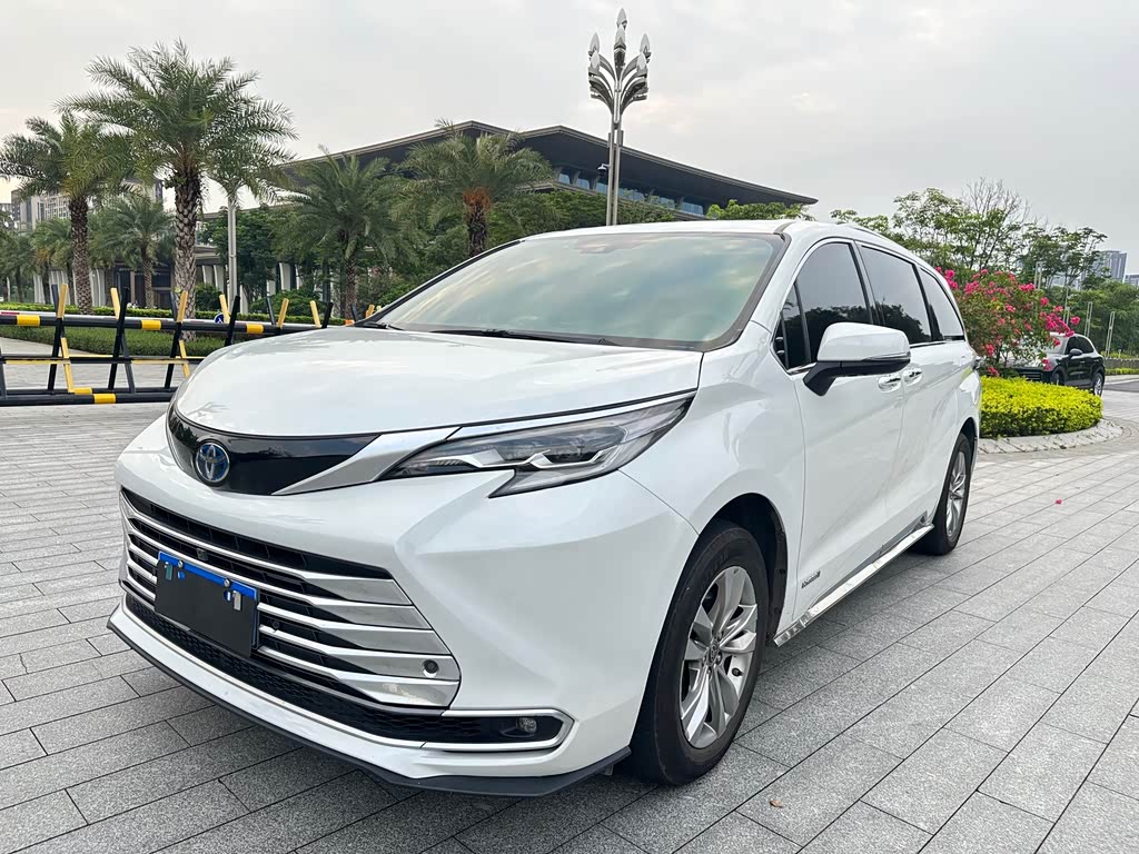 Toyota Sienna