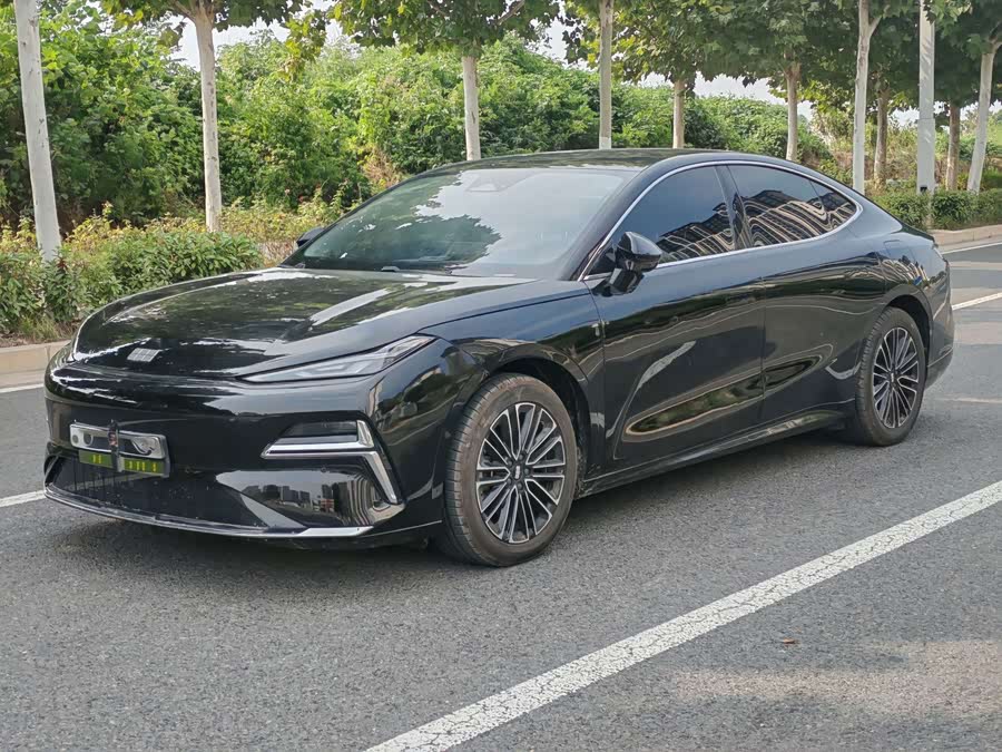 Geely Galaxy Starship 8 2025, фото 1