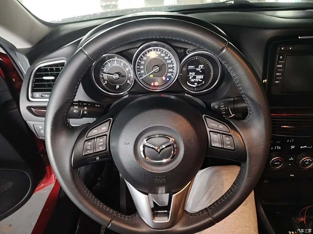 Mazda Atenza, 2016 11