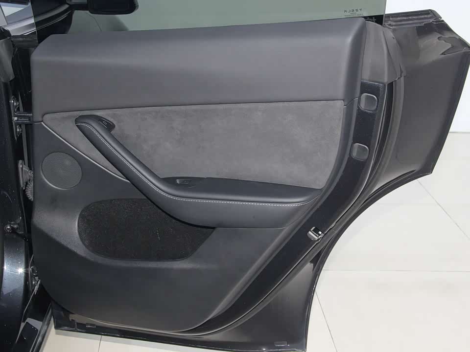 Tesla Model Y Tesla Model Y