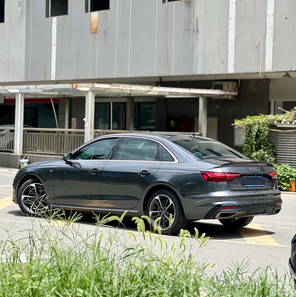 Audi A4L, 2021 4