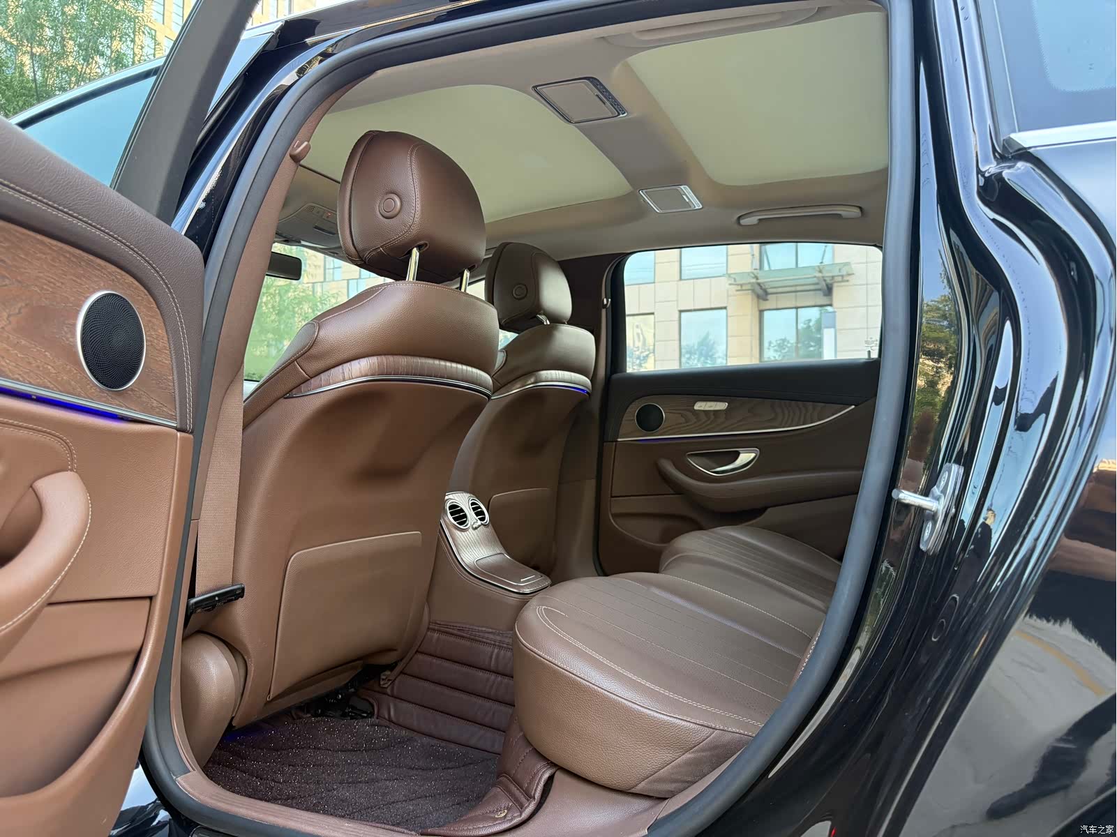 Mercedes-Benz E-Class, 2021 11