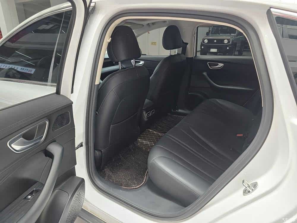 Roewe D7, 2024 8