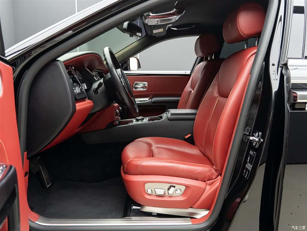 Rolls-Royce Ghost, 2019 8