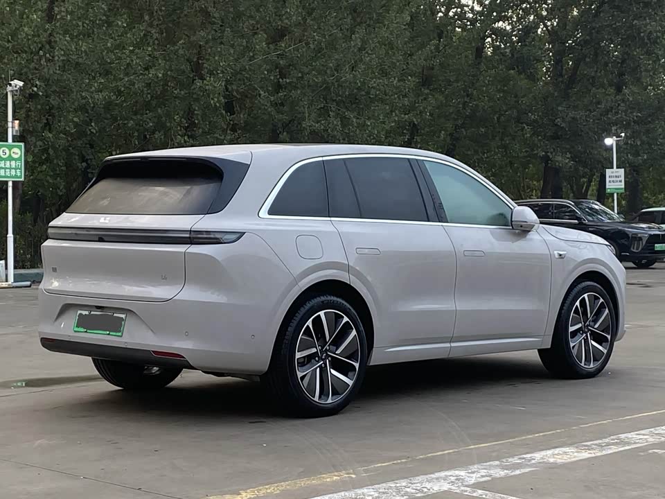 Li Auto Ideal L6