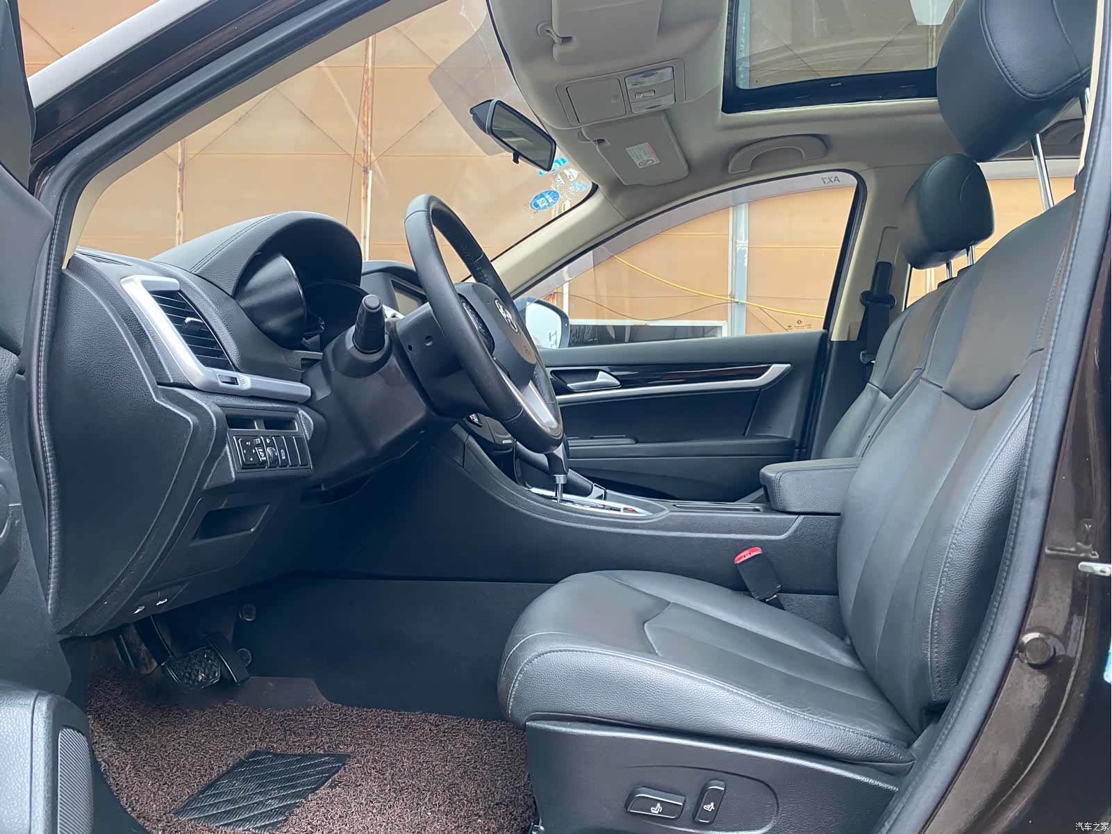 DongFeng AX7, 2016 8