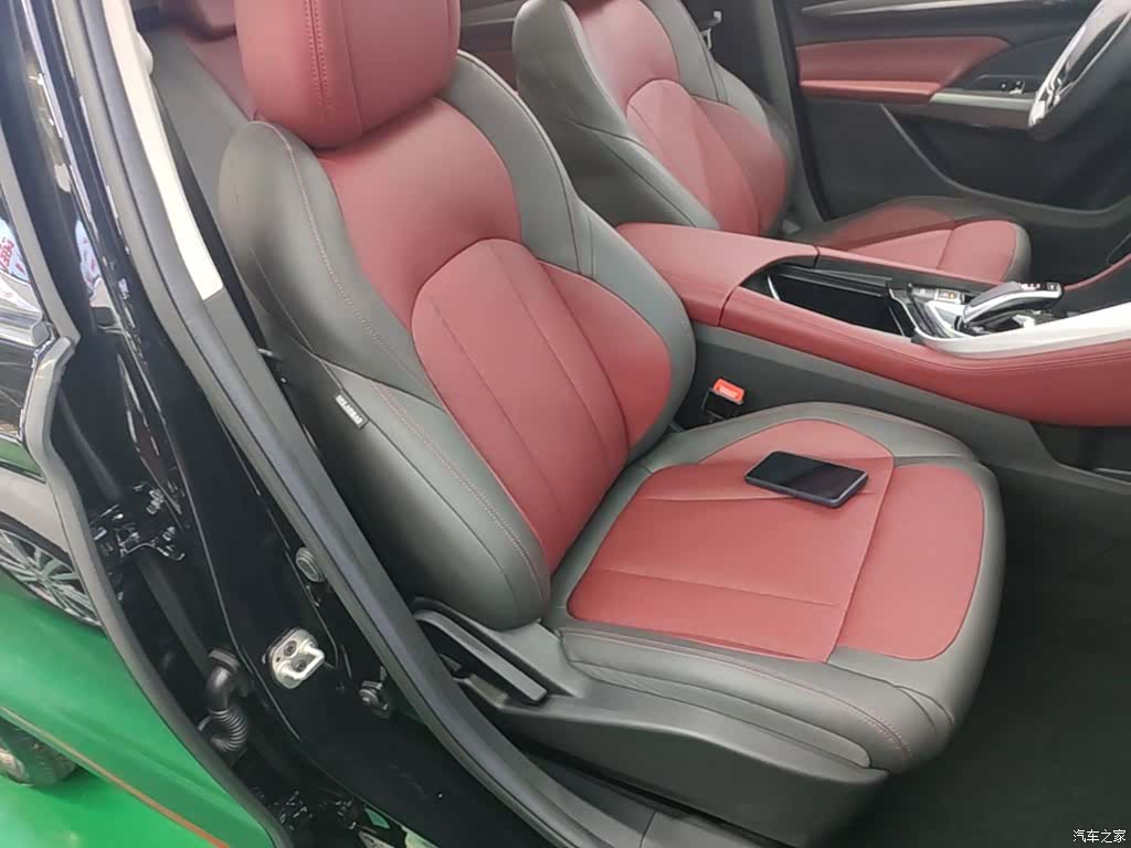 DongFeng AX7, 2021 25